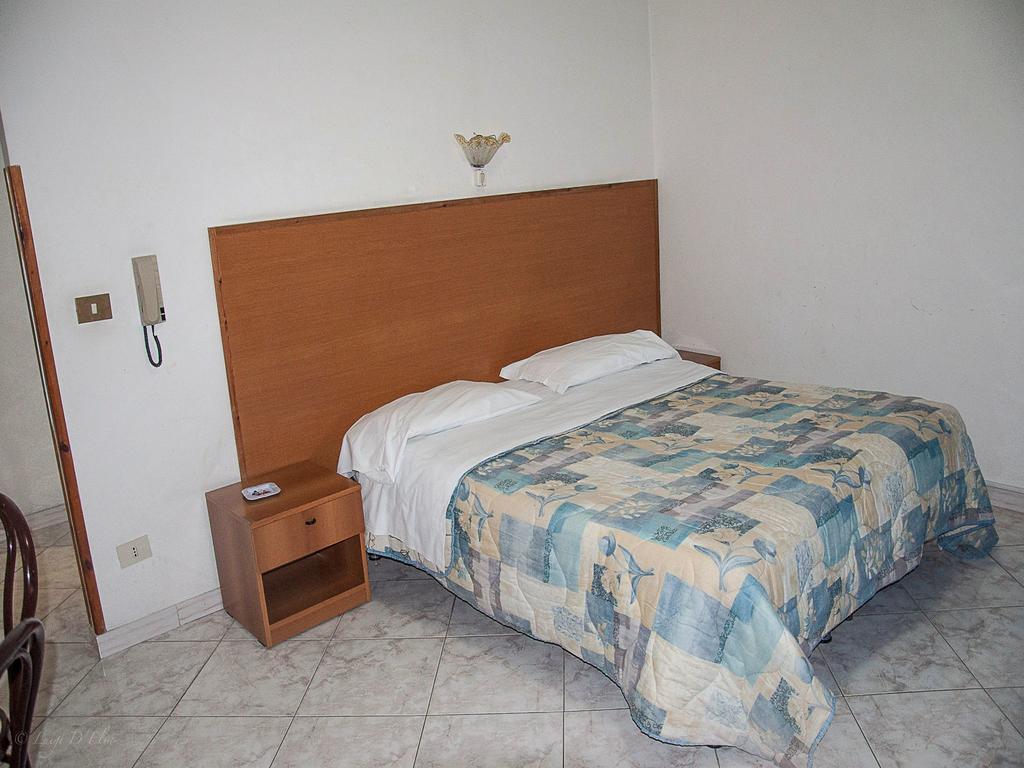 Albergo Gea Pontecagnano Oda fotoğraf